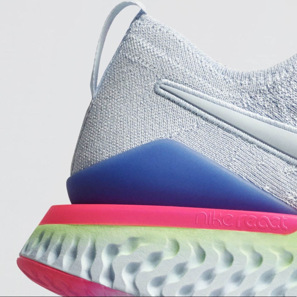 NIKE Epic React Flyknit 2 Running Shoes - Picture 9 of 9